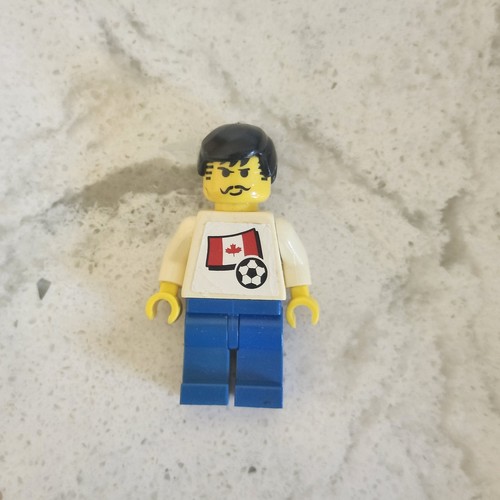 Lego Canada Soccer Player #21 Minifigure - Picture 2 of 3