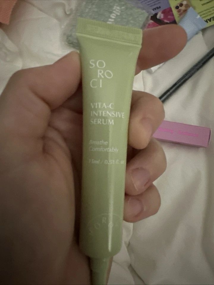 Bolso de belleza October Ipsy 2025 sin abrir Foto 3 de 4