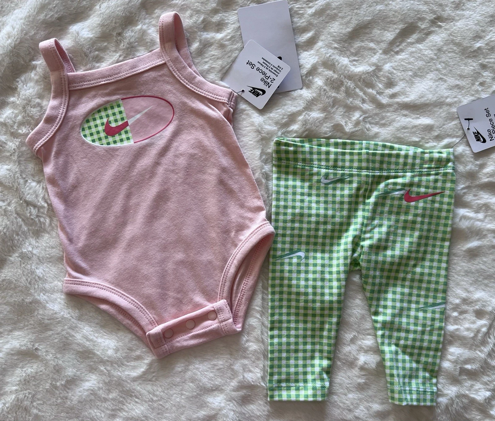 NIKE Sportswear Baby Girl’s Bodysuit & Leggings Outfit, 2-Piece Set
Opens in a new window or tab
