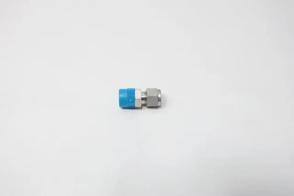 Caja de 25 conectores macho de acero inoxidable Swagelok SS-600-1-6 3/8 pulgadas Npt X tubo de 3/8 pulgadas Foto 2 de 4