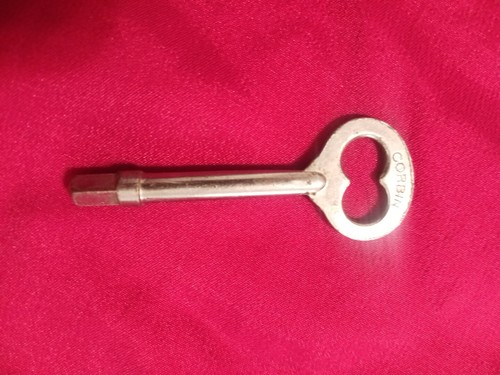 CORBIN SEWING MACHINE 4 SIDE KEY Vintage Singer ?