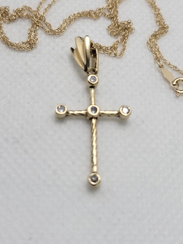 14 KT Solid Yellow Gold 5 Diamond Textured Cross Pendant Necklace 18" Dainty - Picture 2 of 11