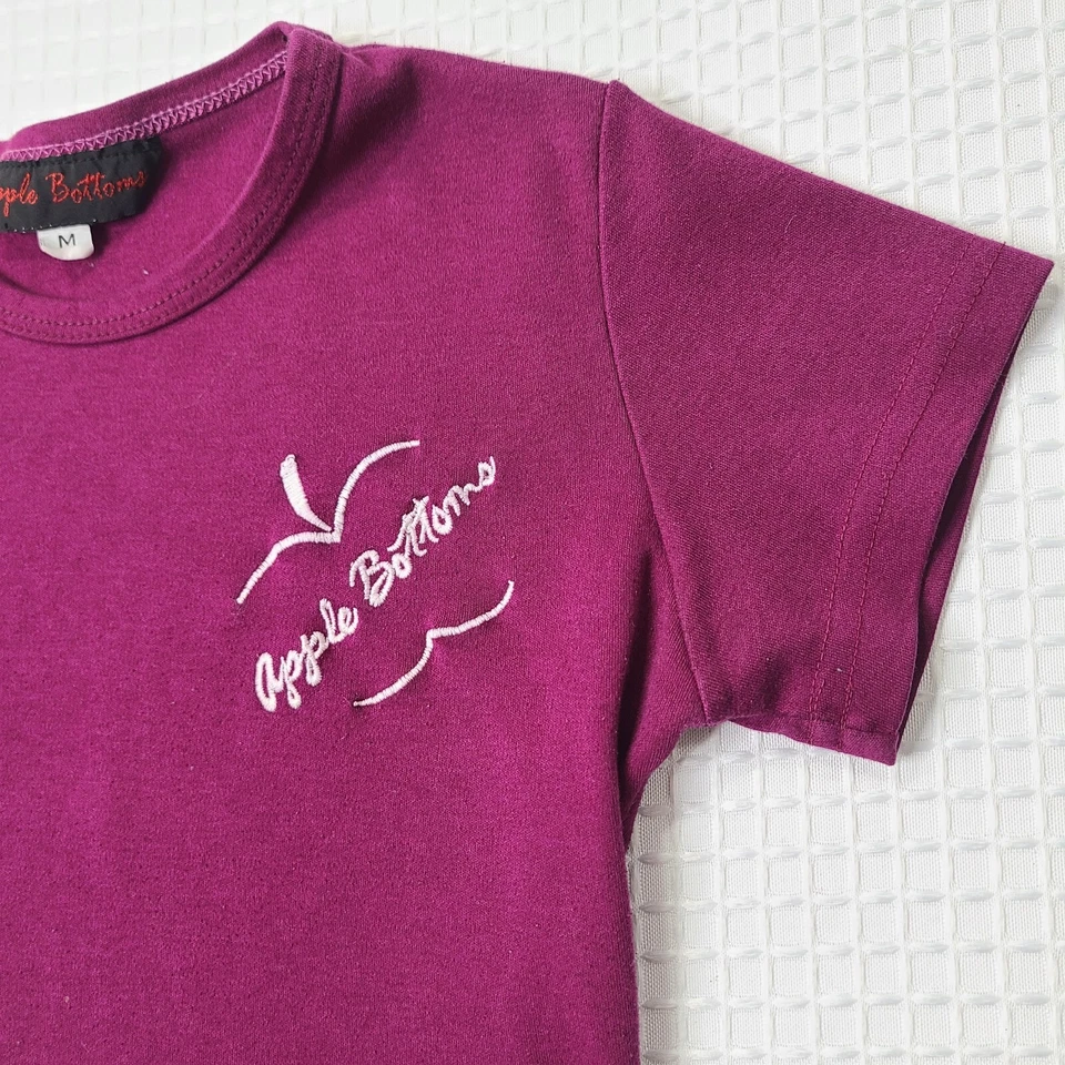 Camiseta De Colección Y2K UWD Apple Bottoms Niñas Mediana Borgoña *Manchas Ligeras Foto 4 de 4