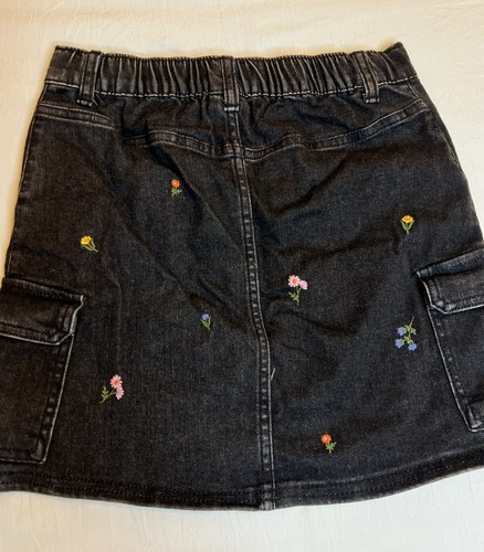 Girls High Rise Embroidered Floral Jean Skirt Cat & Jack Black L (10/12) - Picture 2 of 9