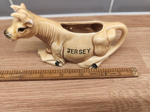 Vintage Jersey Cow Creamer Milk/Cream Jug No Makers Mark Laying Down Tail Handle - Picture 5 of 8