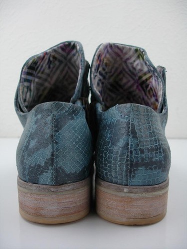 Women's 8.5 9 39 MJUS Blue Snakeskin Embossed Leather Boots Booties Shooties Zip - Picture 10 of 14