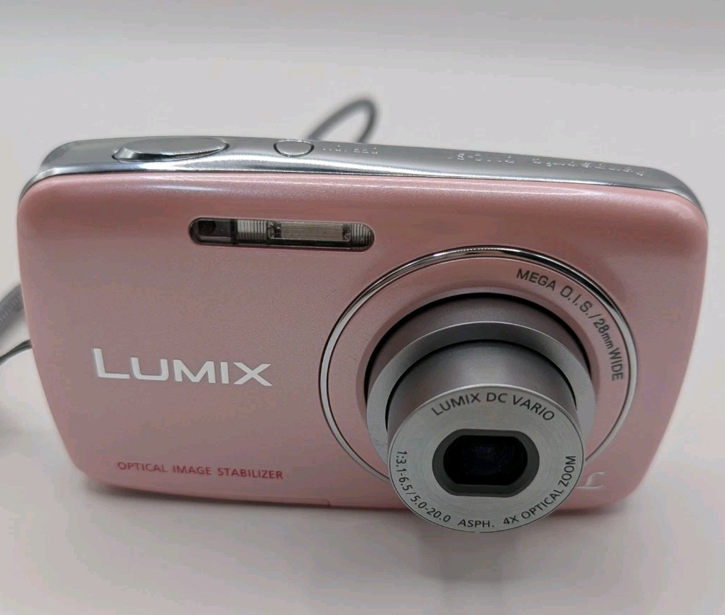 MINT Boxed) Panasonic LUMIX DMC-S1 Pink 12.1MP Digital Camera Y2K