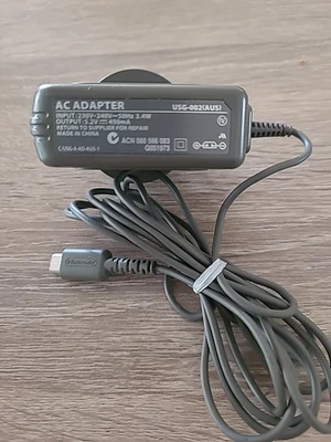 Nintendo DS Lite power supply AC wall charger genuine OEM USG-002 -( Aust) Gc - image 1 of 3