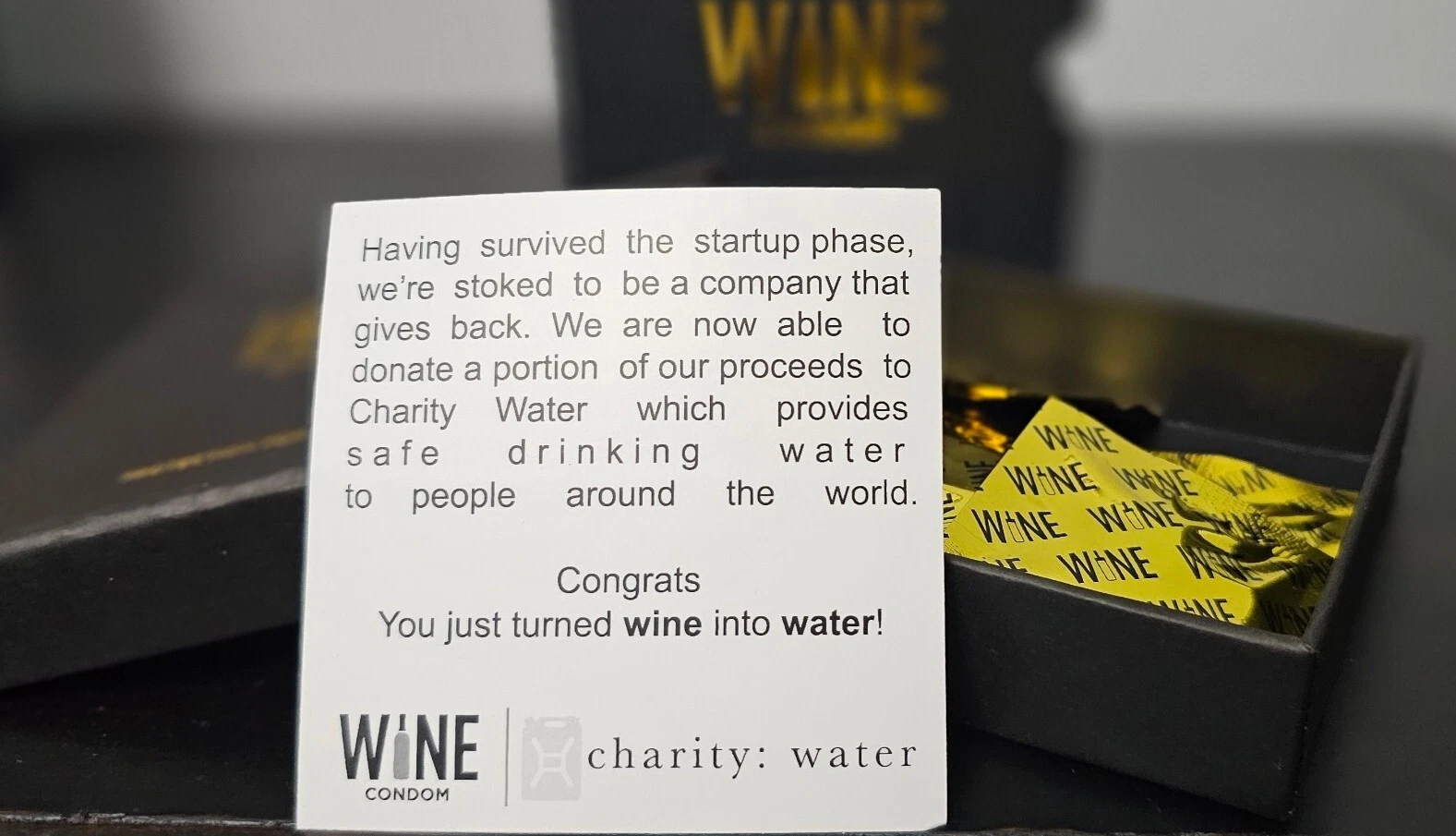 The Original Wine Condom - Thumbnail 3