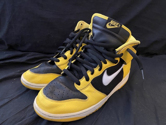 black and yellow nike dunks high