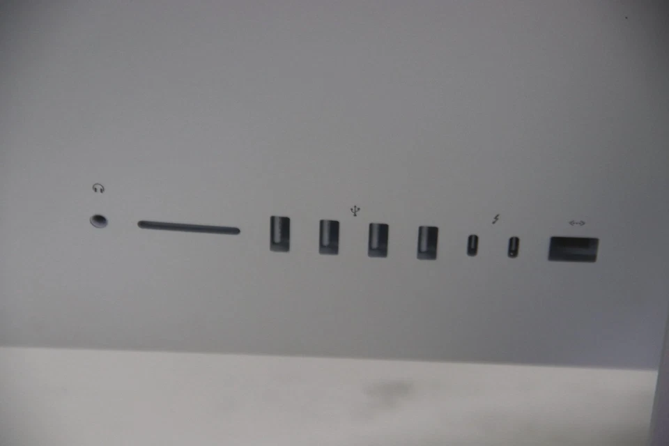 APPLE IMAC 21.5" MNE02LL/A | INTEL CORE I5-7500 3.40GHZ | 1TB | 8GB | MONTEREY Foto 4 de 4