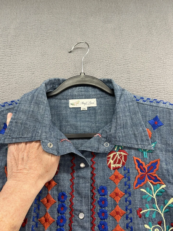 Camisa Boutique Angel Heart Para Mujer 2X Cambray Bordada Western Snap Foto 3 de 4