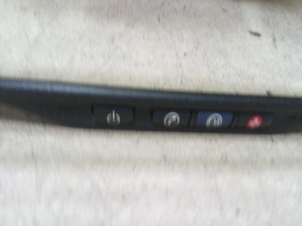 Espejo retrovisor interior atenuado automático pantalla OnStar 06-12 CHEVROLET MALIBU a15 Foto 3 de 4