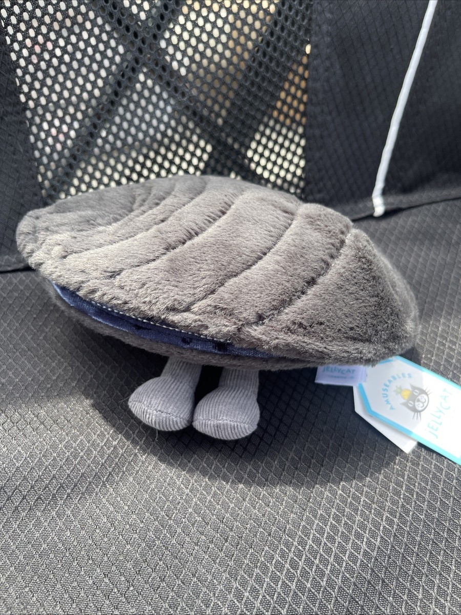 New With Tags! Jellycat Michelle Mussel - Authentic - BNWT