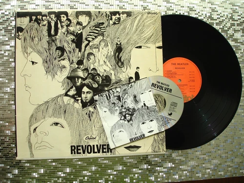 The Beatles ‎~ Revolver ~ Vintage LP w/CD Capitol Records Orange Label – SW-2576