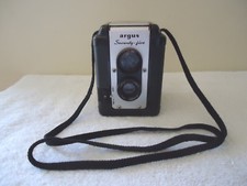 Vintage Argus Seventy - Five Camera " BEAUTIFUL COLLECTIBLE CAMERA "