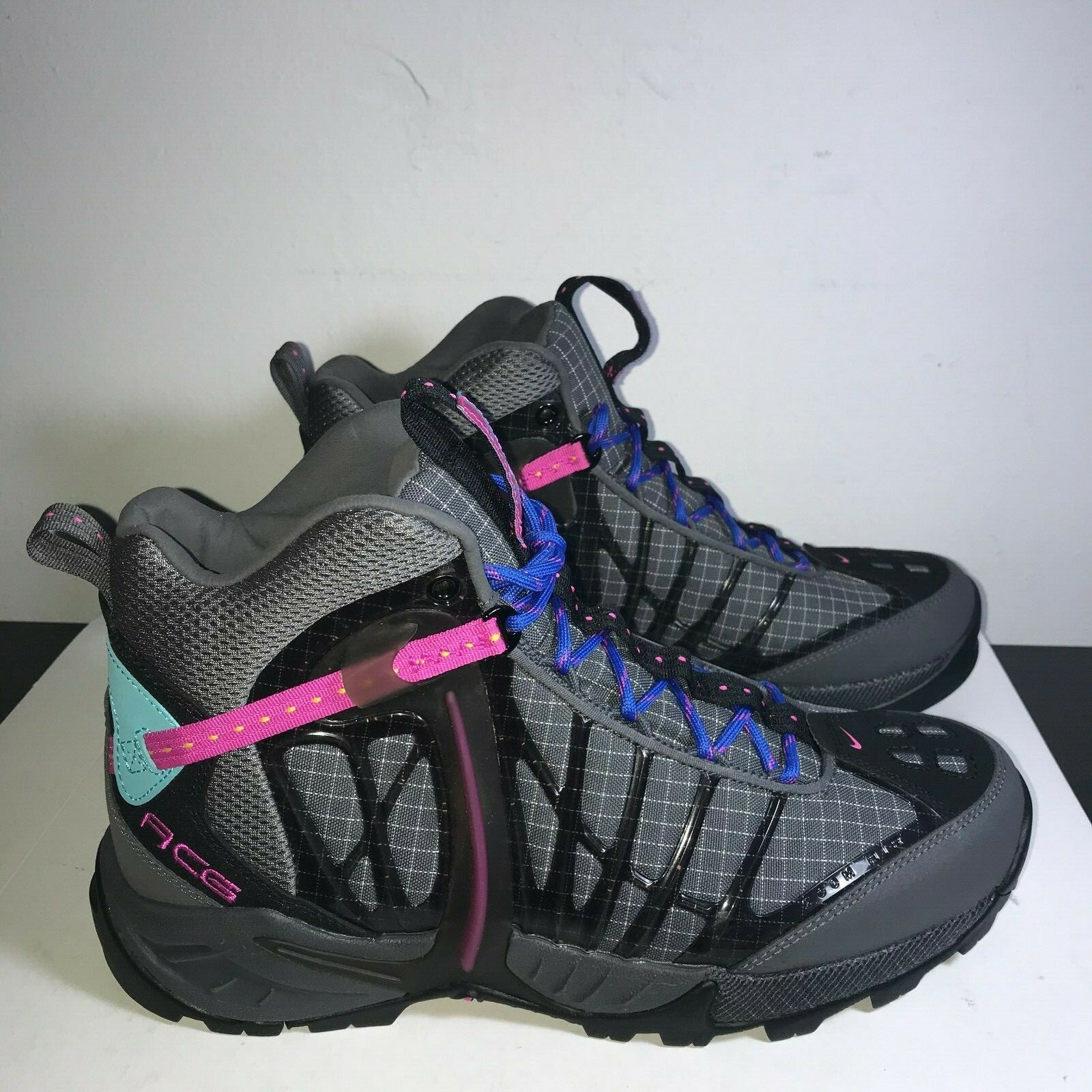 nike sneaker boot men