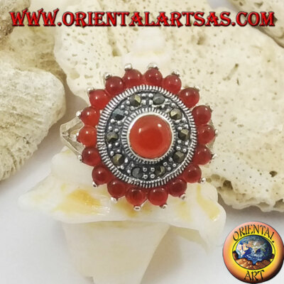 Anello in argento 925‰ a margherita con corniola tonda contornata