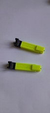 2 Stck. MontageschlüssVerbinder-Clips Rot für Bahnhof - Bahnsteig oder ähnlich ?