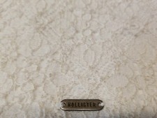 White Mini Skirt Crochet Lace Size 5 Adorable on You Hollister by Abercrombie