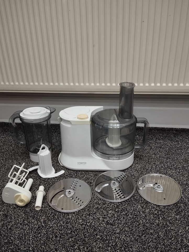 Kenwood Fp505 Food Processor & Blender.. eBay