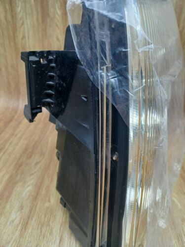Halogen Headlight Assembly Cadillac Escalade & Ext Pickup Truck 02-06 Left Side - Picture 4 of 10
