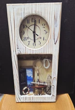 Beach Lovers Wall Clock about 18inches  Works