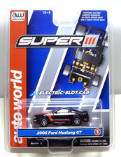 Auto World Super III 2005 Ford Mustang GT HO Slot Car