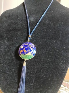 vintage Chinese cloisonné pendant necklace featuring crane motifs