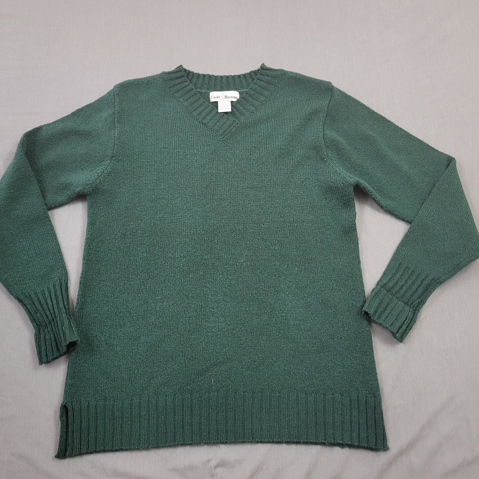 VINTAGE Croft & Barrow Sweater Womens Medium M Long Sleeve Pullover V Neck Green