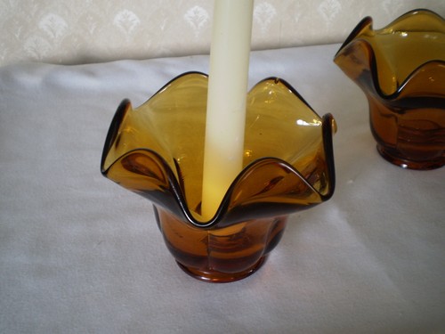 PAIR OF LARGE HEAVY AMBER DEPRESSION GLASS CANDLE HOLDERS - TULIP SCALLOPED - Picture 6 of 6