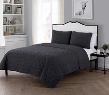 VCNY Home - Quilt Set, Soft Bedding with Matching Shams | Full/Queen | Grey-3pic