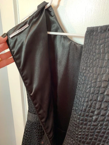 ELIE TAHARI Embossed Alligator Pattern Little Black Cocktail Party Dress SZ 12 - Picture 6 of 9