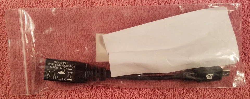 Adaptador Motorola SKN6222A Mini Bluetooth USB Y Foto 2 de 3