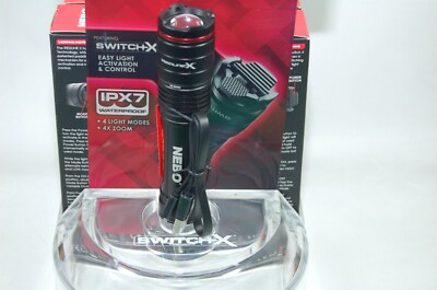 Nebo Redline X 1800 Lumen Zoom Strobe Taschenlampe mit Akku und Ladefunktion