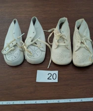 Vintage White Leather Baby Shoe Lot  Display Dolls Bears # 20