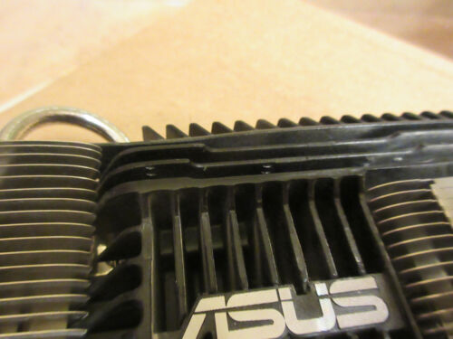 ASUS Nvidia 9600 GT Silent 512MB GDDR3 256-Bit Graphics Dual-Slot Video Card - Picture 3 of 10