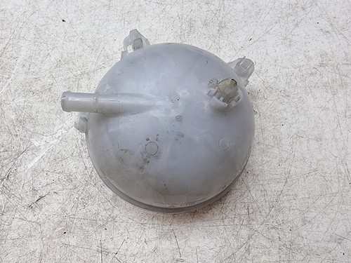 SEAT LEON MK3 5F 12-20 COOLANT EXPANSION BOTTLE 5Q0121407M - Picture 6 of 10
