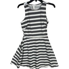 HM Dress Womens S Black White Striped Fit Flare Sleeveless Scoop Neck Minimalist