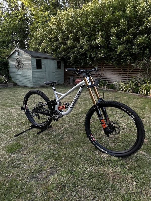 Saracen Myst Team 2025