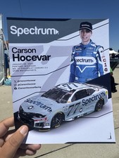 Tarjeta Postal Espectro Militar Carson Hocevar Base Naval Coronado Héroe NASCAR