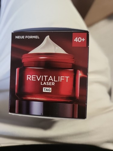 Loreal Revitalift Laser Anti Age Dreifach Power Pflege Tag 50ml New! - Picture 2 of 4