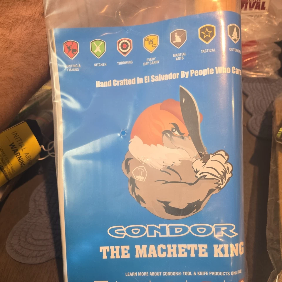 Hacha Condor Groenlandia 5,9 pulgadas con mango de nogal americano quemado Foto 3 de 3