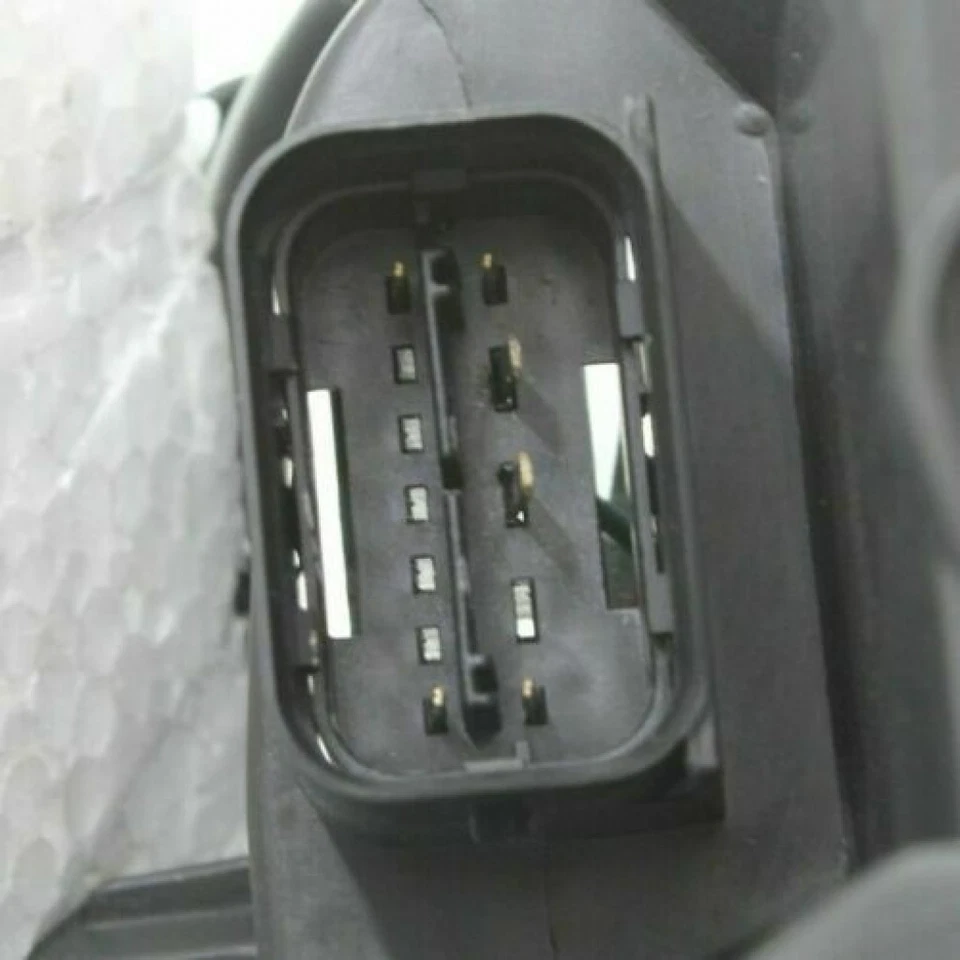 Par de faros laterales de conductor y pasajero CAPA para BMW Active Hybrid 3 2013-2015 Foto 3 de 4