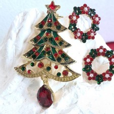 Christmas Tree Brooch  Wreath Earrings Set Red Green Rhinestone Holiday Jewelry