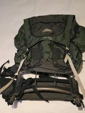 Kelty Yukon Reg. 2900 Internal Frame Hiking Back Pack Green Size 2