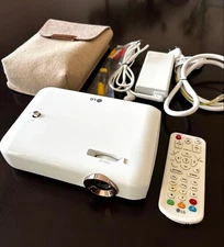 LG Electronics PH550G LED Portable Projector Minibeam Near Mint