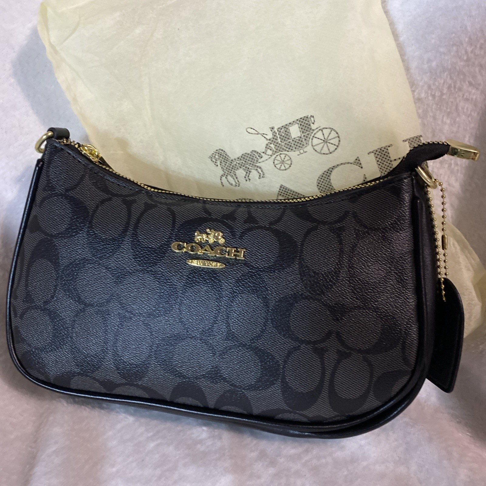 Coach Brown Black Logo Shoulder Bag Gold Hardware Zip Designer thumbnail 2