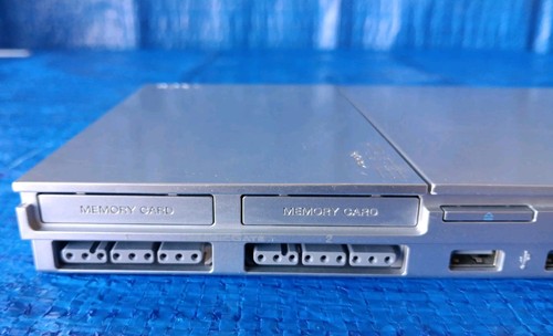 Playstation 2 Slim SCPH-90001 (Silver) w/Black Controller, Cables, Memory Card - Picture 4 of 20