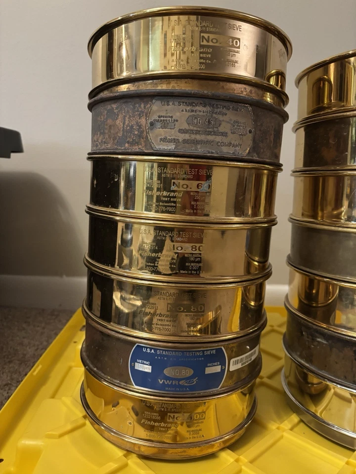 Conjunto de mesa e panela de peneira Sieve Shaker - Fritsch Analytics Spartan - Imagem 4 de 4